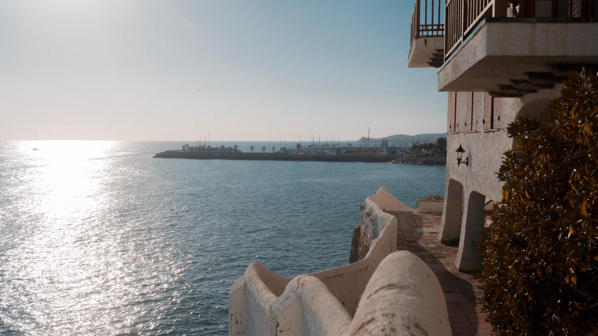 Apto 1ª Linea De Mar Con Vistas A Sitges Daire Dış mekan fotoğraf